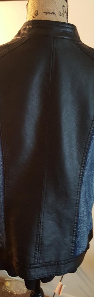 Jacket - Picture 4 of 4